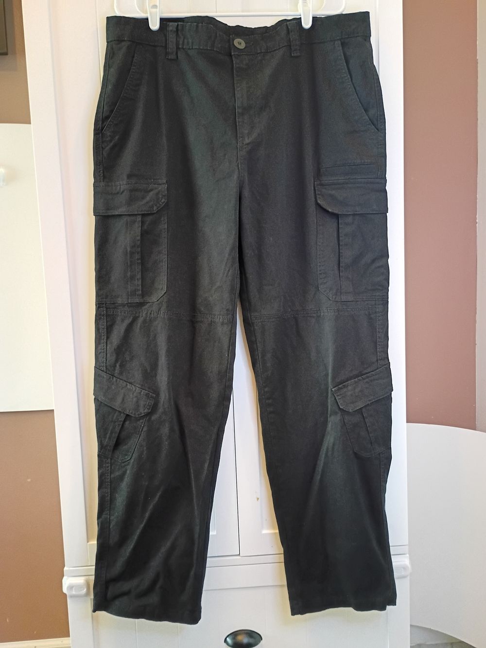 Men's Black Cargo Pants - Durable Everyday Utility